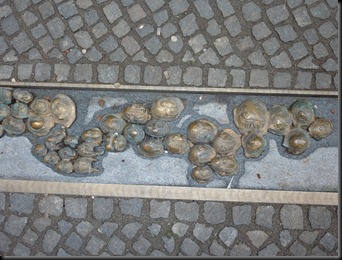 Slovenia1 536