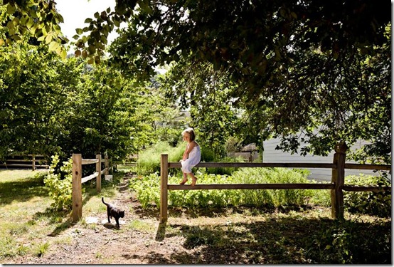 Tiny House Family Garden by Jessica Helgerson Interior Design, photo Lincoln Barbour