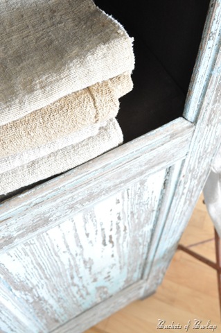 [grainsacks%2520in%2520cupboard%255B9%255D.jpg]