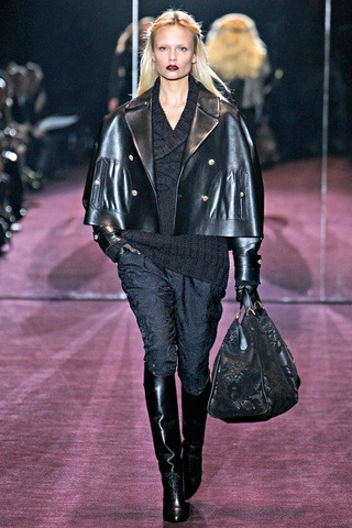 [gucci___pasarela_811701652_320x480%255B5%255D.jpg]