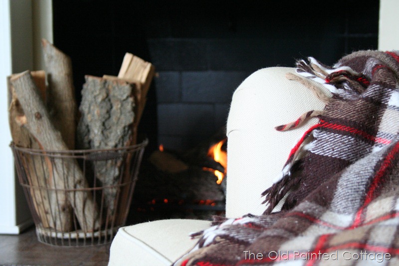 [fall-mantel-06110.jpg]