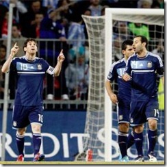 Messi_consigue_primer_hat-trick_Argentina