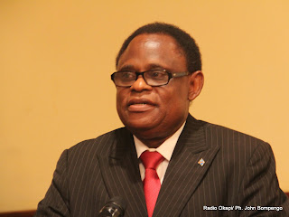 Prof Ndayi wel Prof Ndayi wel