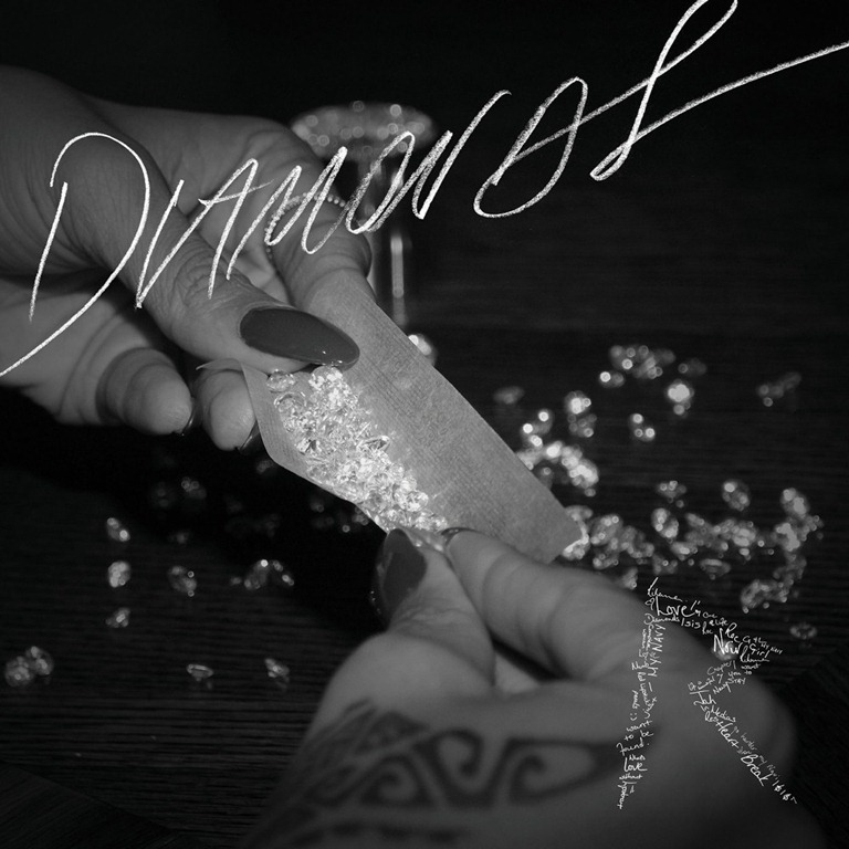 [rihanna-diamonds-artwork1%255B3%255D.jpg]