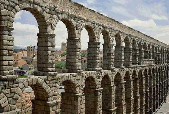 Resultado de imagen para arquitectura romana acueductos