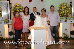 Fotos do evento Priscila e Alex. Foto numero 1653 do estudio Foto Arte Digital, de Itaborai, RJ, que faz fotografia de casamentos (fotos de casamento), fotos de aniversario (fotografia de aniversario), fotos de 15 anos, fotos de criancas (fotografia infantil), fotos de eventos sociais, videos de casamento, videos de 15 anos, videos de making-of, videos de aniversario, video infantil (video de criancas) e videos de eventos sociais. Fotojornalismo e videojornalismo em Itaborai, RJ.