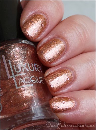 Catrice Luxury Laquers Million Brilliance C08 Glitter me if you can 2