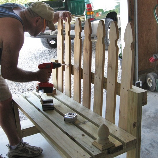 Creative Country Mom: My DIY Picket Fence Bench, A Lowes Creative Ideas