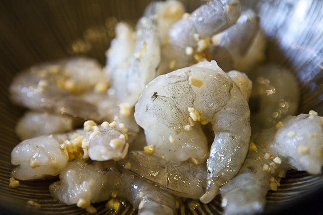 [Garlic-Marinated-Shrimp4.jpg]