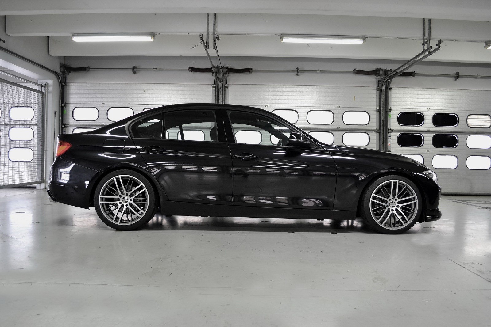 [Kelleners-Sport_BMW-F30_without-M-package_7%255B2%255D.jpg]