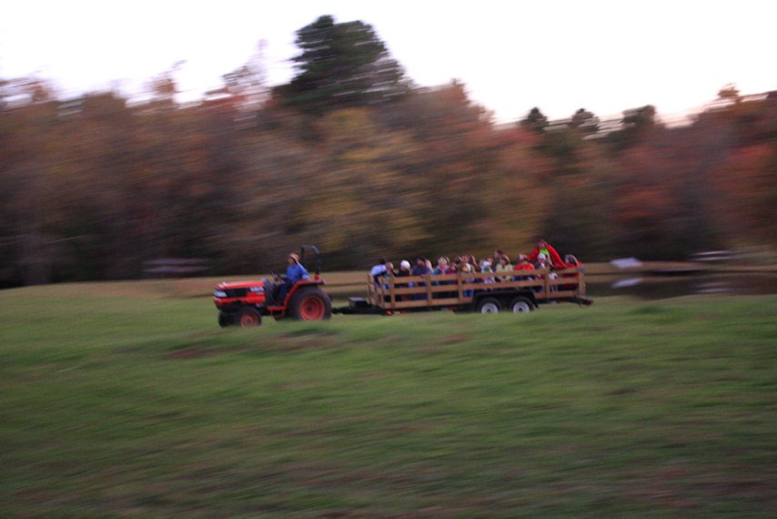 [hayride1_sm%255B5%255D.jpg]