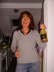 Chuchi nos esperava com Champagne, um brinde à nossa chegada e estadia em Köln!! - 16/02/09