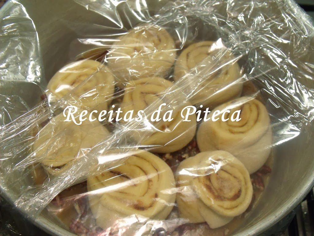 [Rolos-de-canela-e-caramelo-de-nozes-%255B14%255D.jpg]