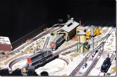 15 LK&R Layout at the Three Rivers Mall in April 1995
