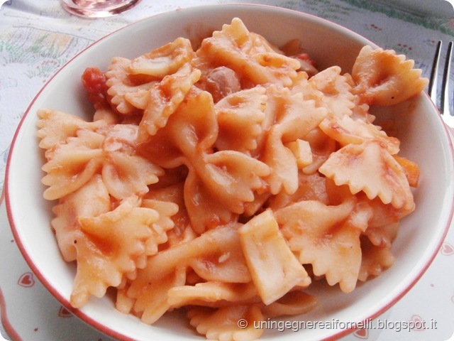 farfalle pasta fagioli borlotti seppie asparagi bianchi pomodoro