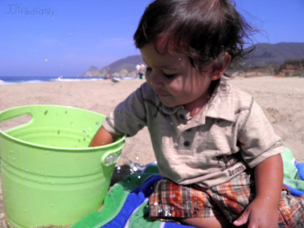 [gio%2527s%2520beach%2520in%2520a%2520bucket%255B5%255D.jpg]