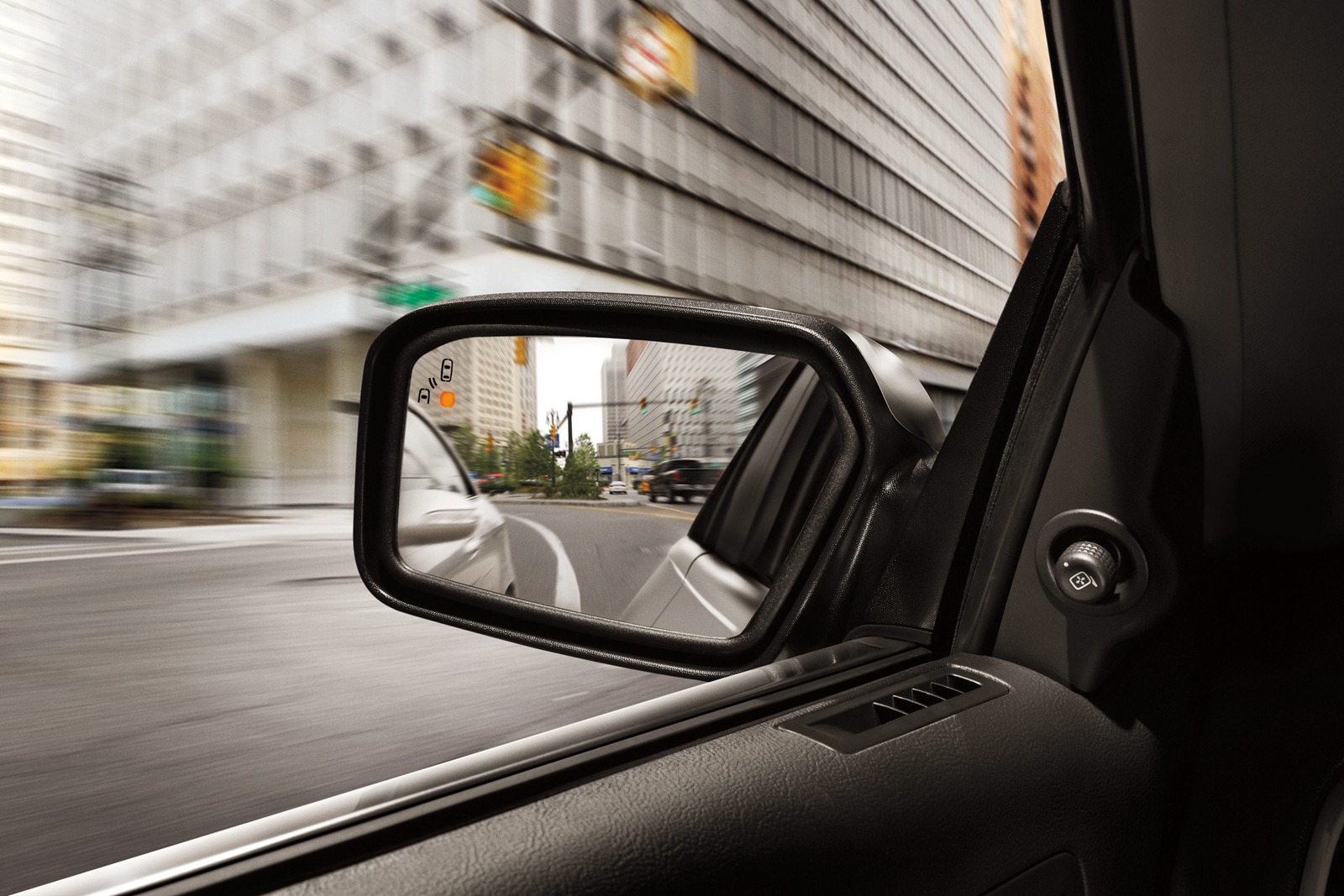 [2012-Lincoln-MKZ-2_1%255B2%255D.jpg]