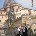saluti da Antonina Giuseppe e Pietro Francavilla a Loreto.jpg