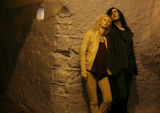 Tilda Swinton durvul, avagy új fotók az Only Lovers Left Alive-ból 03