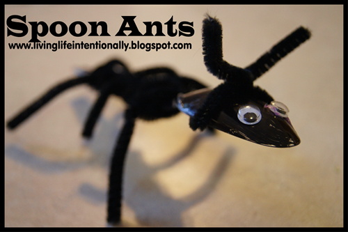 Simple Spoon Ant Craft for Kids Simple Spoon Ant Craft for Kids