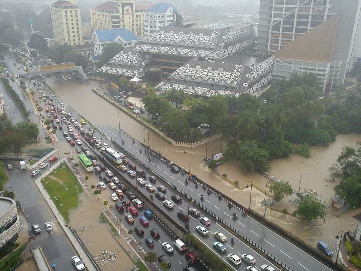 [banjir%2520kl%255B6%255D.jpg]