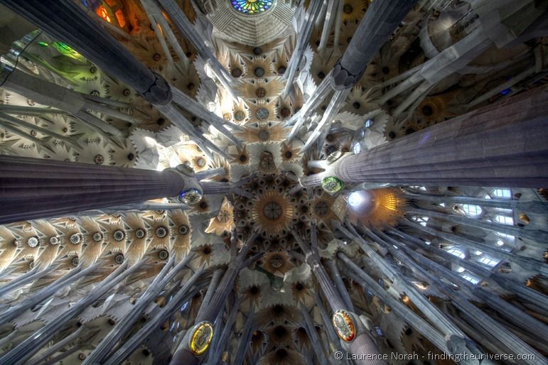 Sagrada Familia internal HDR 1.png Sagrada Familia internal HDR 1.png