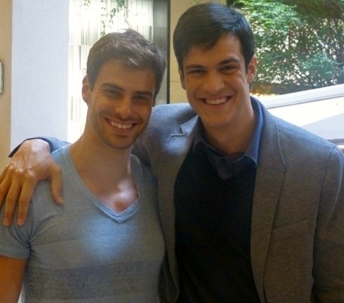 [Lucas%2520Malvacini%2520e%2520Mateus%2520Solano%252002%255B3%255D.jpg]