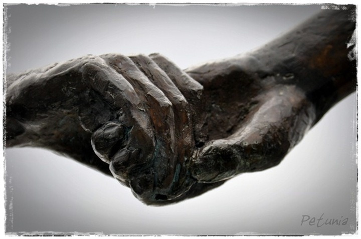 Eihandholdei..._thumb3[1]