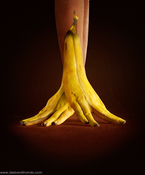 ilusõe-de-otica-mao-body-paint-desbaratinando (1) ilusõe-de-otica-mao-body-paint-desbaratinando (1)
