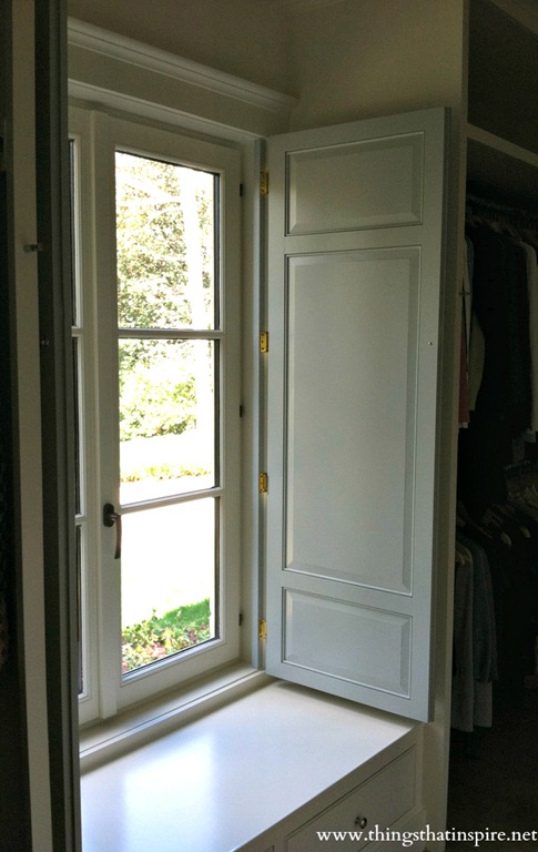 [closet_shutter10.jpg]