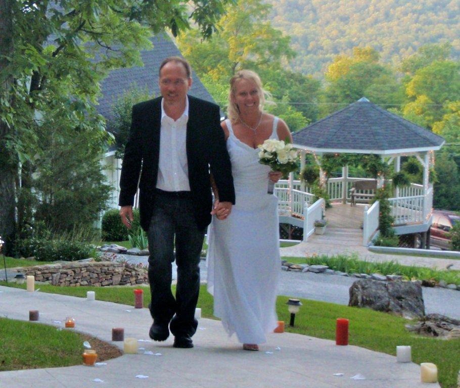 [Wedding2.jpg]