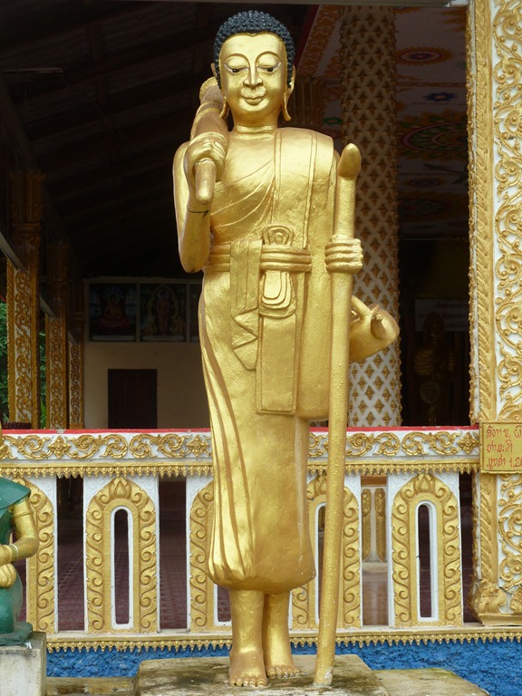 [Laos-Vang-Vieng-Sisoumank-Wat-9-Augu%255B24%255D.jpg]