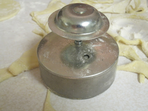But we used this tart cutter made by Tart Master.