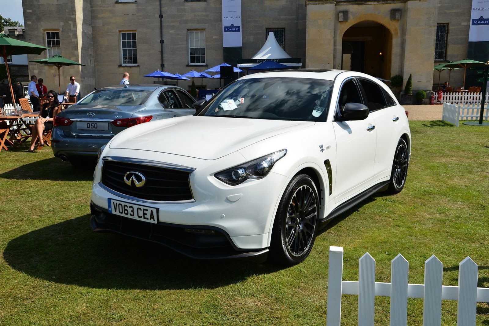 [Salon-Prive-2013-87%255B2%255D.jpg]