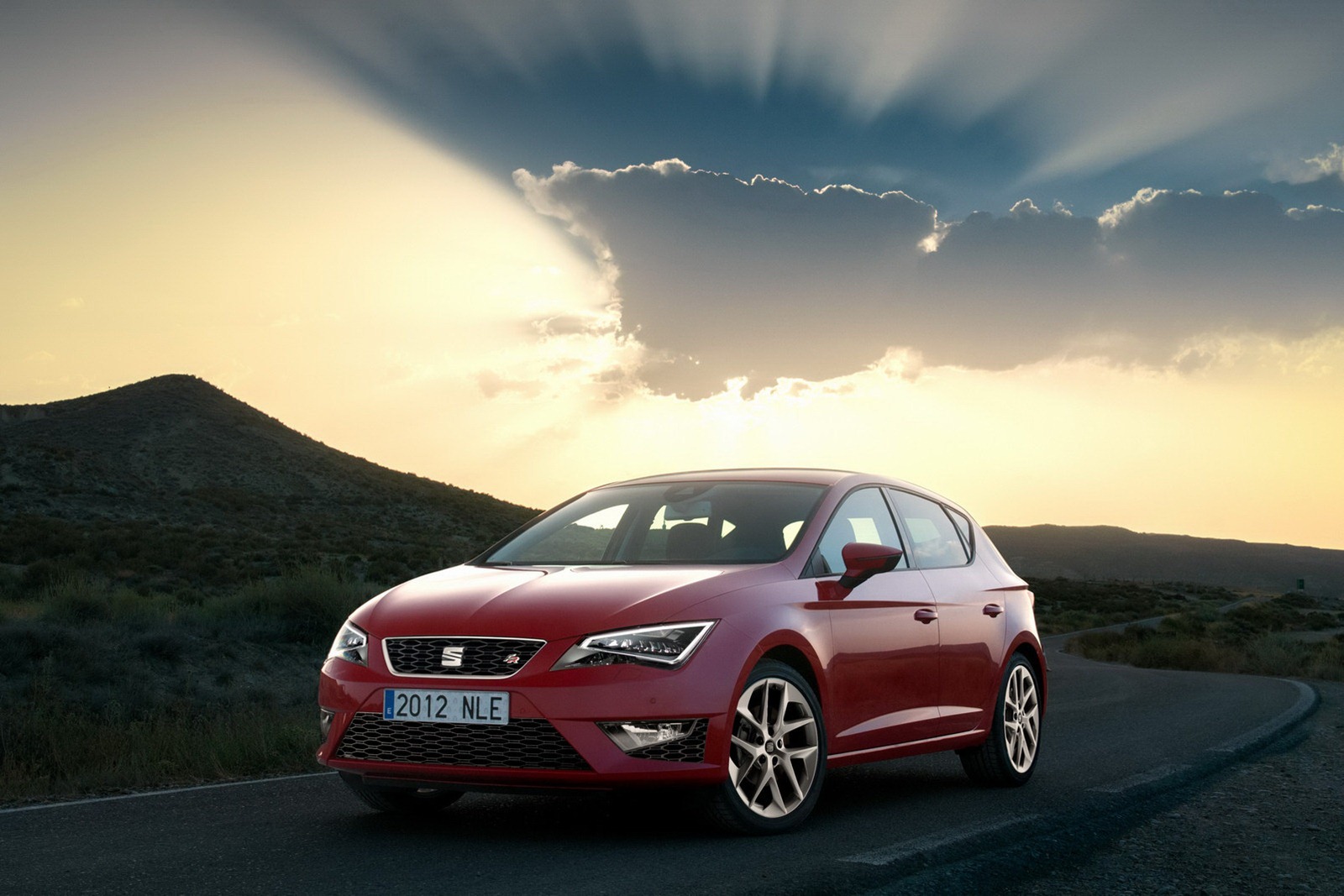 [SEAT-Leon-2013-31_1%255B2%255D.jpg]