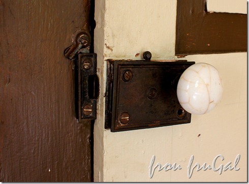 Original Ceramic Door Knob IMG_4526-002