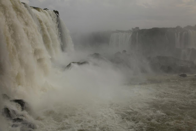 Iguacu Falls.jpg