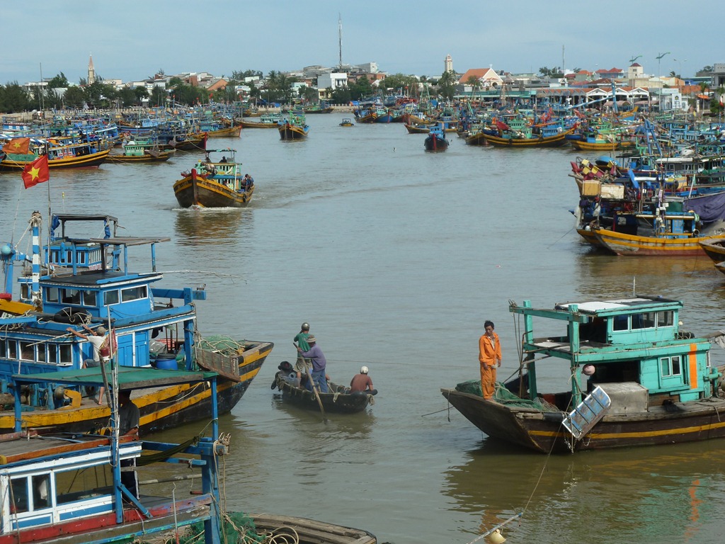 [Vietnam-Phan-Thiet-Fishing-24-August%255B8%255D.jpg]