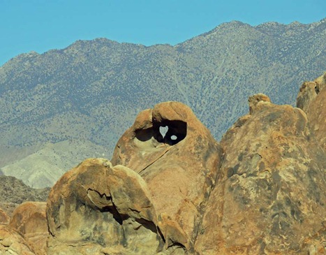 Alabama Hills Heart Rock