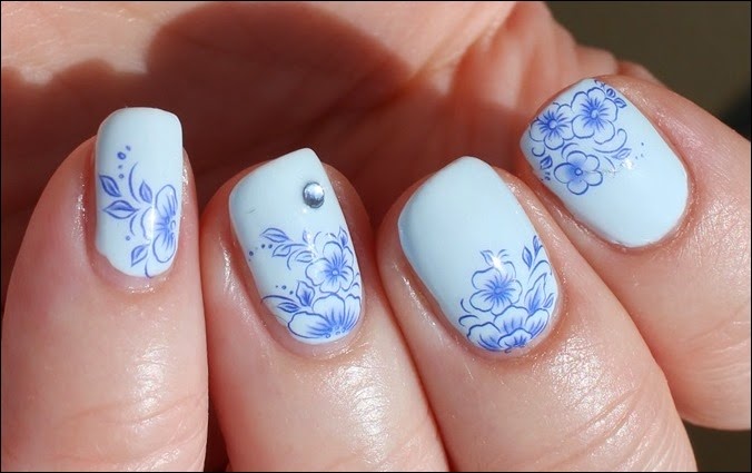 Blue Friday Flowers Blaue Blümchen Mottomonat Blütenzauber Nail Art Nageldesign Water Decals 03