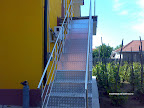 S9