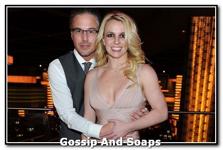 [britney-spears-and-fiance-jason-trawick-celebrate-his-40th-birthday-image-2-118146002%255B3%255D.jpg]