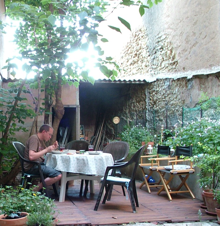 [2008-07-15%2520-%2520Cruzy%2520-%2520Garden%2520%25284%2529%255B7%255D.jpg]