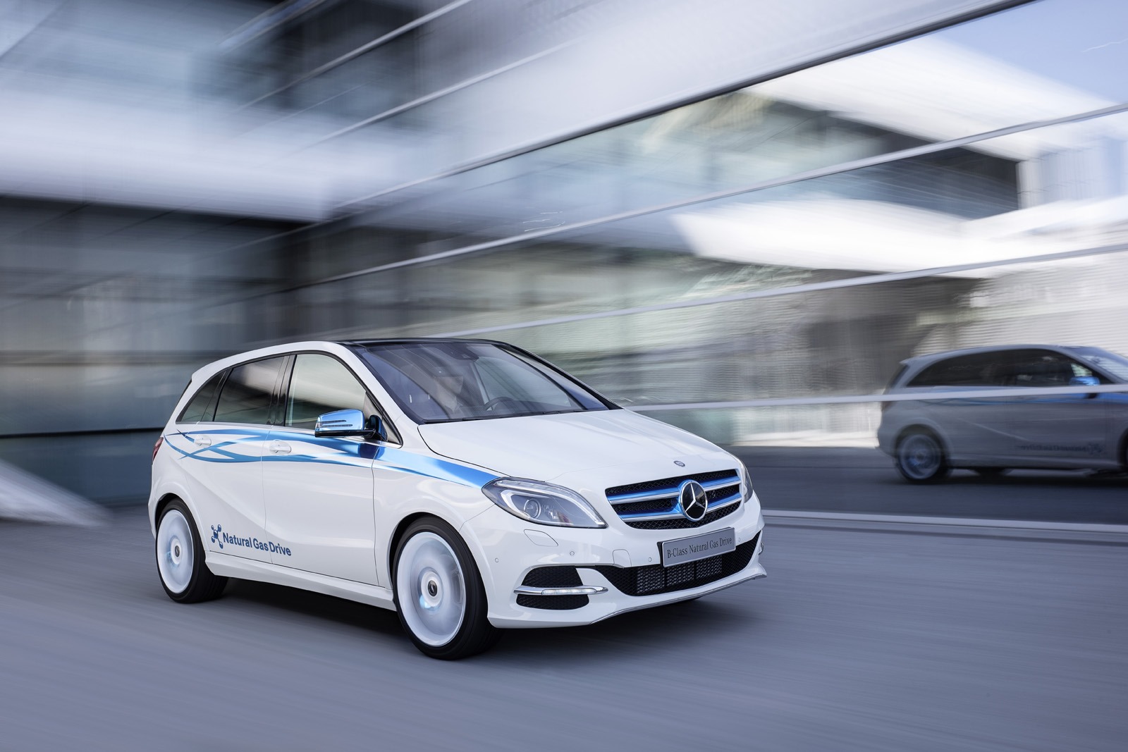 [Mercedes-B-200-Natural-Gas-Drive-1%255B3%255D.jpg]
