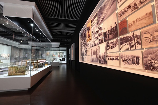 [Louis-Vuitton-expo-6%255B2%255D.jpg]