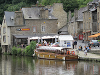 A launch to cruise the River Rance