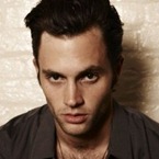 Penn Badgley és Teresa Palmer Detroitban kerül bajba