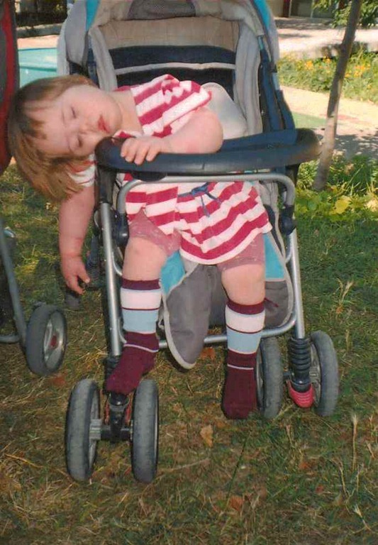 [sleepy%2520baby%255B3%255D.jpg]