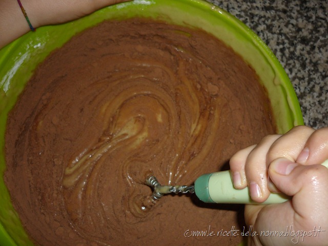 [Torta-di-cacao-e-noci-con-zucchero-d%255B15%255D.jpg]