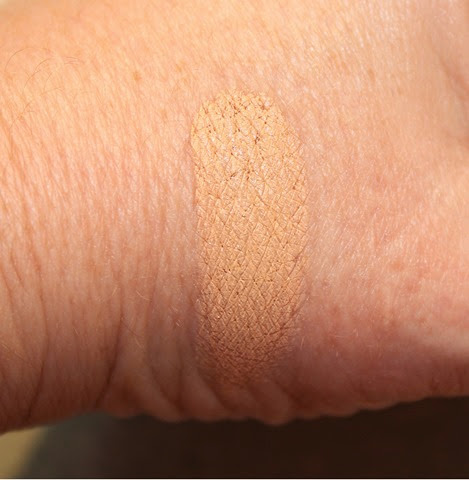 OCC Concealer R1 swatch